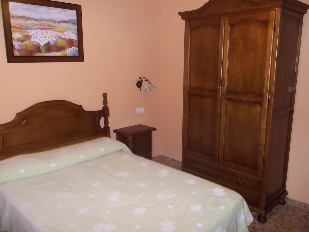 Hostal Monteolivos Cártama 部屋 写真
